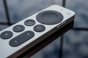Afstandsbediening van een Apple TV om IPTV te kijken