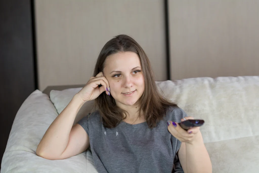 Tv kijken met de Net IPTV app op een smart tv