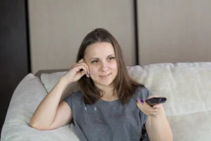 Tv kijken met de Net IPTV app op een smart tv